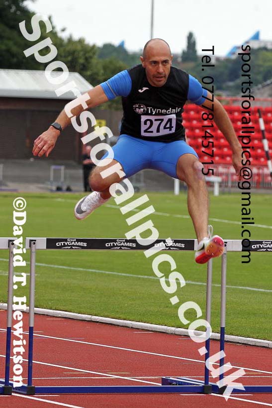 Hurdles, 2021 Gateshead Tartan Games. Photo: David T. Hewitson/Sports for All Pics